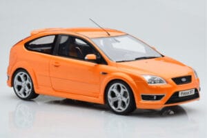 Ford Focus Mk2 ST 2.5 Electric Oranžinis Otto 1:18 OT961 Derva - nuotrauka 4 iš 6