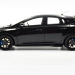 Ford Focus RS Mk3 Juodas Otto 1:18 - image 3 of 8