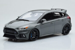 Ford Focus RS Mk3 Stealth Pilkas Otto 1:18