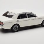 Ford Granada Mk1 Baltas MCG 1:18 - image 2 of 6