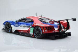 Ford GT Chip Ganassi Racing UK #67 M. Franchitti / A. Priaulx / H. Tincknell 24 Hours of Le Mans 2016 Minichamps 1:18 1551686 - nuotrauka 5 iš 6
