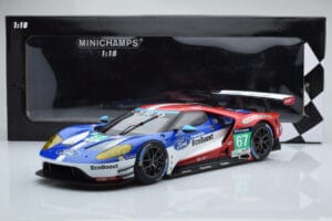 Ford GT Chip Ganassi Racing UK #67 M. Franchitti / A. Priaulx / H. Tincknell 24 Hours of Le Mans 2016 Minichamps 1:18 1551686 - nuotrauka 6 iš 6
