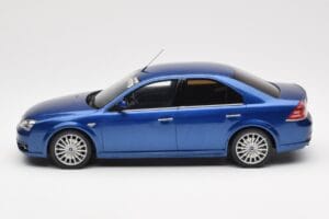 Ford Mondeo ST220 Performance Mėlynas Otto 1:18 OT448 Derva - nuotrauka 3 iš 6
