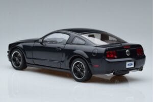 Ford Mustang GT S197 Bullitt AUTOart 1:18 73067 Metalas - nuotrauka 6 iš 7