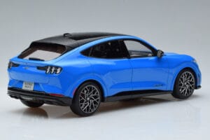 Ford Mustang Mach-E GT Performance Mėlynas Otto 1:18 OT414 Derva - nuotrauka 2 iš 6