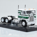 Freightliner FLA Baltas Žalias IXO 1:43 - image 3 of 4
