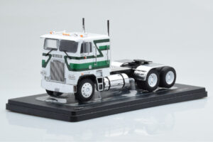 Freightliner FLA Baltas Žalias IXO 1:43