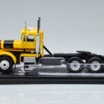 Freightliner FLC120 64T Geltonas IXO 1:43 TR116 - image 3 of 6