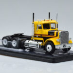 Freightliner FLC120 64T Geltonas IXO 1:43 TR116 - image 4 of 6