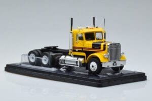 Freightliner FLC120 64T Geltonas IXO 1:43 TR116 Metalas - nuotrauka 4 iš 6