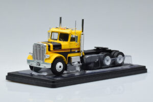 Freightliner FLC120 64T Geltonas IXO 1:43 TR116