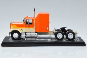 GMC General Oranžinis IXO 1:43 TR129 Metalas - nuotrauka 3 iš 6