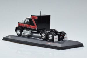 GMC General Raudonas Juodas IXO 1:43 TR102 Metalas - nuotrauka 5 iš 6