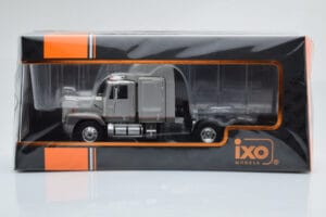 GMC General SBFA Sidabrinis IXO 1:43 TR166 Metalas - nuotrauka 6 iš 6