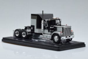 GMC General Sidabrinis Juodas IXO 1:43 TR117 Metalas - nuotrauka 4 iš 6
