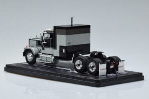 GMC General Sidabrinis Juodas IXO 1:43 TR117 Metalas - nuotrauka 5 iš 6