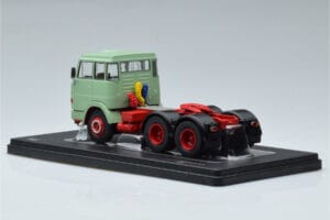 Henschel HS 19 TS Žalias IXO 1:43 TR151 Metalas - nuotrauka 5 iš 6