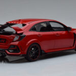 Honda Civic Type R GT FK8 Euro Spec Raudonas Otto 1:18 - image 2 of 6