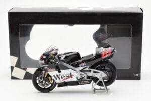 Honda NSR500 West Honda Pons #65 L. Capirossi 500cc World Championship 2001 Minichamps 1:12 122016165 Metalas - nuotrauka 4 iš 4