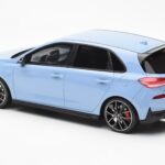 Hyundai i30 N Šviesiai Mėlynas Otto 1:18 - image 5 of 6