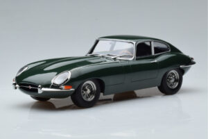 Jaguar E-Type Series 1 British Racing Žalias KK-Scale 1:18