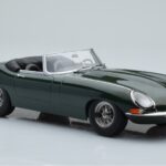 Jaguar E-Type Series 1 Roadster Žalias KK-Scale 1:18 - image 4 of 6