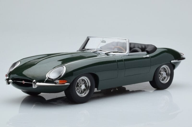 Jaguar E-Type Series 1 Roadster Žalias KK-Scale 1:18