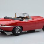 Jaguar E-Type Series 1 Roadster Raudonas KK-Scale 1:18 - image 2 of 6