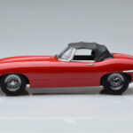 Jaguar E-Type Series 1 Roadster Raudonas KK-Scale 1:18 - image 3 of 6