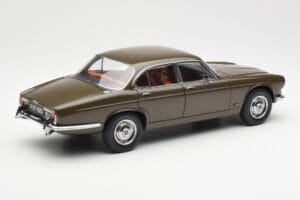 Jaguar XJ6 Series 1 4.2 Sable Rudas Paragon 1:18 2011004 Metalas - nuotrauka 3 iš 8