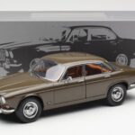 Jaguar XJ6 Series 1 4.2 Sable Rudas Paragon 1:18 - image 8 of 8