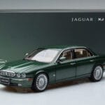 Jaguar XJ6 X350 Racing Žalias Almost Real 1:18 - image 13 of 13