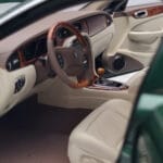 Jaguar XJ6 X350 Racing Žalias Almost Real 1:18 - image 8 of 13