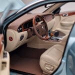 Jaguar XJ6 X350 Seafrost Šviesiai Mėlynas Almost Real 1:18 - image 9 of 11