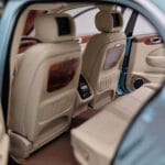 Jaguar XJ6 X350 Seafrost Šviesiai Mėlynas Almost Real 1:18 - image 10 of 11