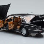 Jaguar XJ6 XJ40 Ebony Juodas Almost Real 1:18 - image 5 of 11