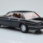 Jaguar XJ6 XJ40 Ebony Juodas Almost Real 1:18 - image 7 of 11