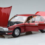 Jaguar XJ6 XJ40 Flamenco Raudonas Almost Real 1:18 - image 2 of 11