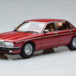 Jaguar XJ6 XJ40 Flamenco Raudonas Almost Real 1:18