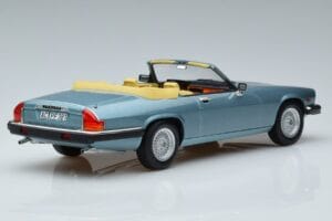 Jaguar XJS V12 Kabrioletas Šviesiai Mėlynas Metalinis Norev 1:18 182635 Metalas - nuotrauka 2 iš 6
