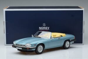 Jaguar XJS V12 Kabrioletas Šviesiai Mėlynas Metalinis Norev 1:18 182635 Metalas - nuotrauka 6 iš 6