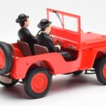 Jeep Willys Tintin 2 Figūrėlės UT Models 1:18 - image 2 of 6