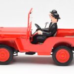 Jeep Willys Tintin 2 Figūrėlės UT Models 1:18 - image 3 of 6