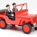 Jeep Willys Tintin 2 Figūrėlės UT Models 1:18 - image 4 of 6