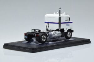 Kenworth Bullnose Ross Mackie Transport Baltas IXO 1:43 TR063 Metalas - nuotrauka 2 iš 6