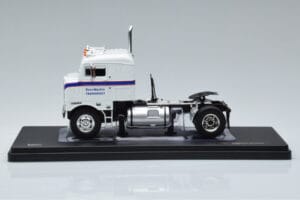 Kenworth Bullnose Ross Mackie Transport Baltas IXO 1:43 TR063 Metalas - nuotrauka 3 iš 6