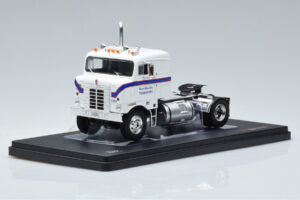Kenworth Bullnose Ross Mackie Transport Baltas IXO 1:43 TR063