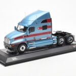 Kenworth T2000 Šviesiai Mėlynas Raudonas IXO 1:43 - image 2 of 4