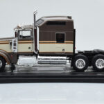 Kenworth W900 Rudas IXO 1:43 - image 2 of 4