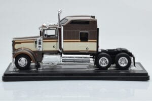 Kenworth W900 Rudas IXO 1:43 TR145 Metalas - nuotrauka 2 iš 4